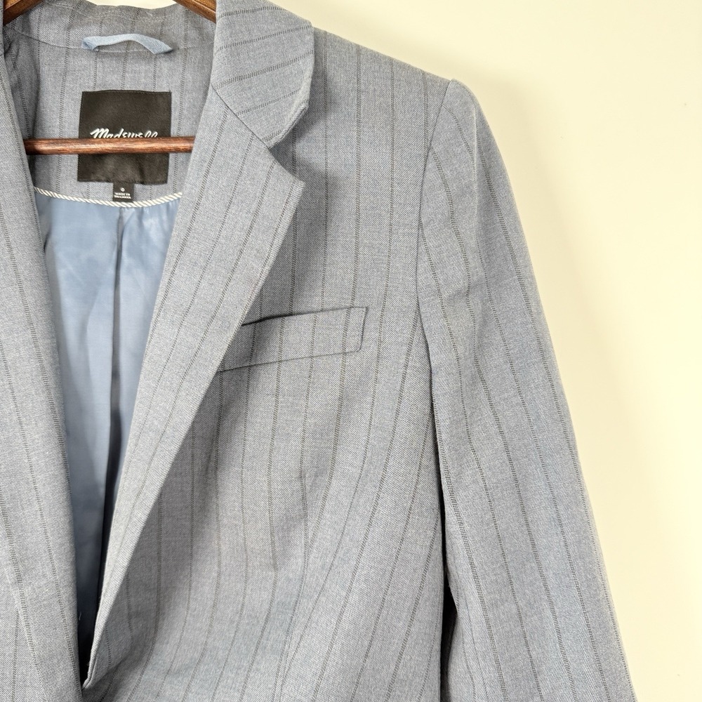 Madewell Blazer Women's Size 0 Blue Pinstripe Padded‎ - Picture 5 of 6